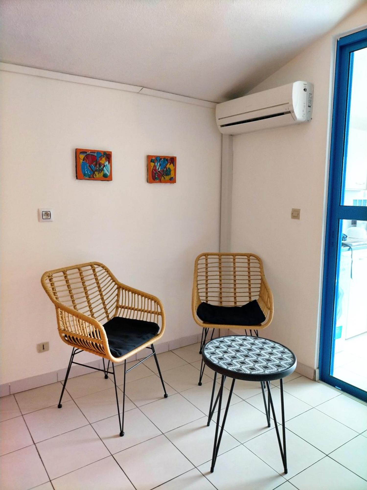 Appartement Rosbambou Les Pieds Dans L Eau Le Diamant Exterior photo
