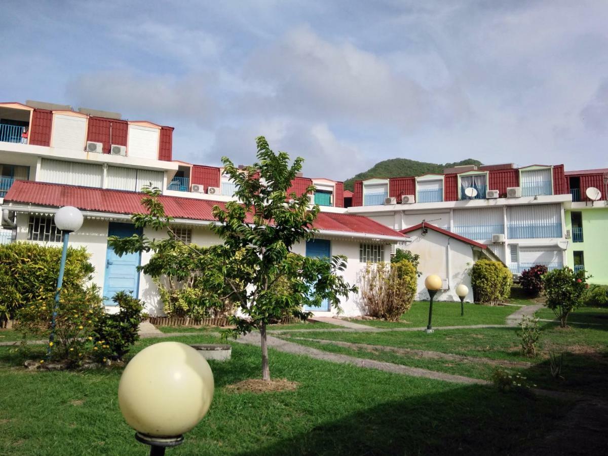 Appartement Rosbambou Les Pieds Dans L Eau Le Diamant Exterior photo